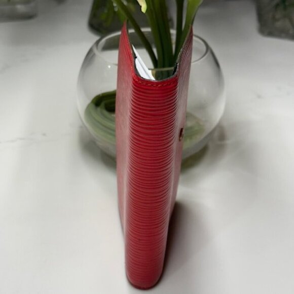 Louis Vuitton Red Epi Leather Agenda Wallet + 2026 Calendar Pages EUC! - Picture 5 of 9